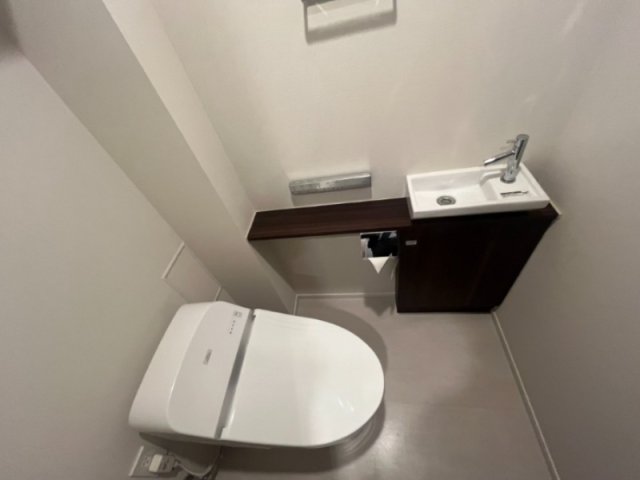 トイレ　別部屋参考写真