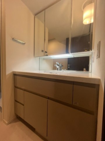 洗面設備　別部屋参考写真