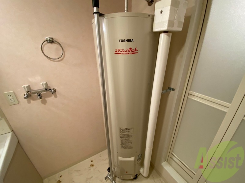 その他設備　電気温水器です。オール電化でお得で安心ですね