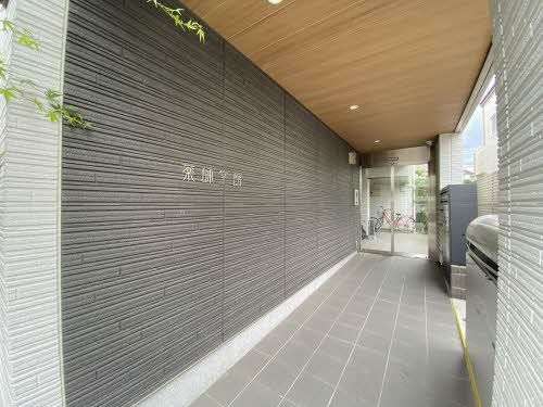 建物外観　エントランス