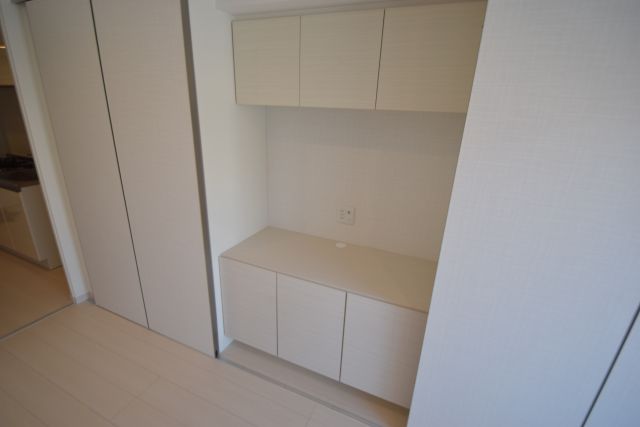 その他　テレビ台あります