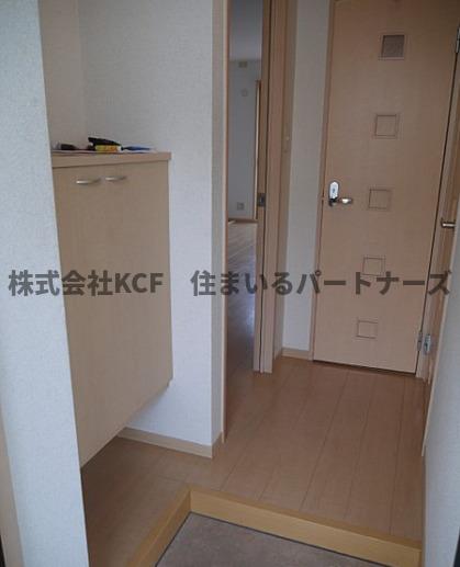 玄関　収納もある玄関です