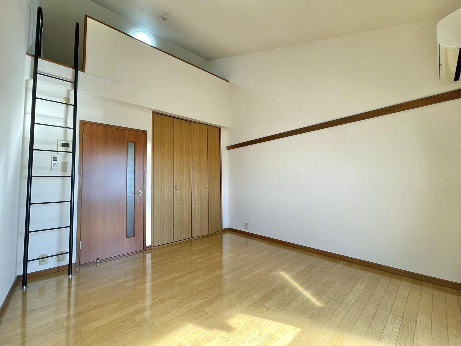 その他部屋・スペース　8帖洋室