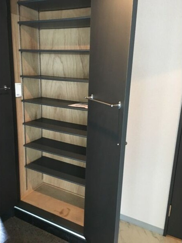 収納　※写真は同じマンションの違う部屋のものになります。