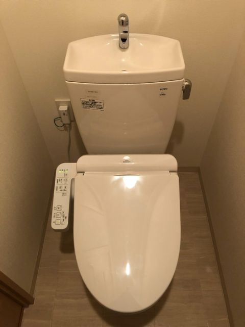 カスタリア志賀本通のトイレ写真