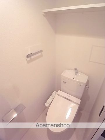 レオンコンフォート本町東IIIのトイレ写真
