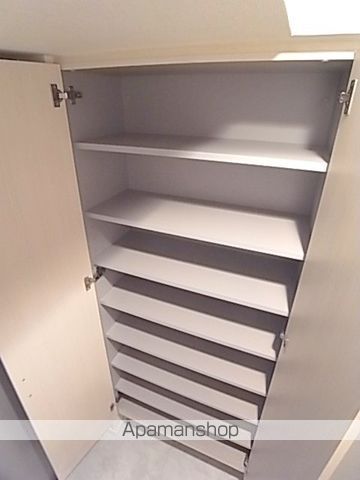 レオンコンフォート本町東IIIの内装写真