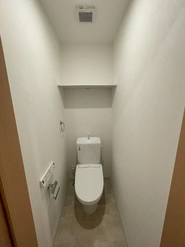 トイレ　ゆったりとした空間のトイレです