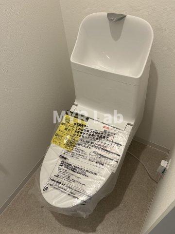 ＪＲ鹿児島本線 春日駅 徒歩6分 3階建 築1年のトイレ写真