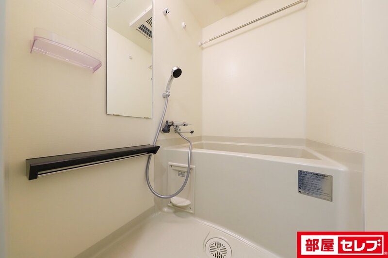 ディアレイシャス名古屋太閤通IIの風呂写真