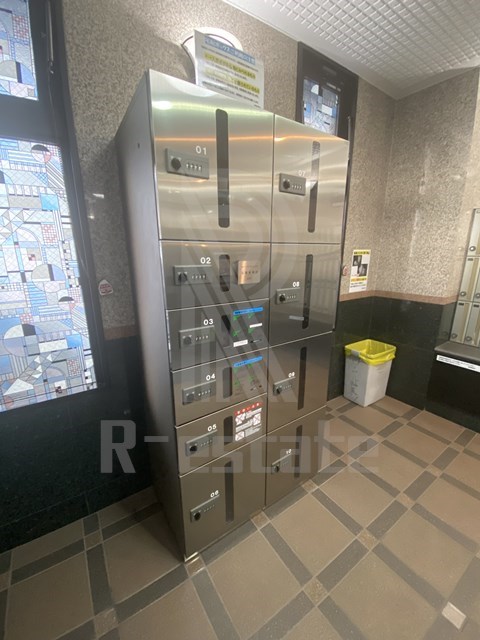 地下鉄空港線 中洲川端駅 徒歩8分 13階建 築23年の外観写真
