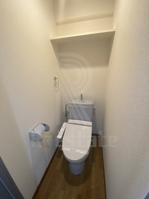 地下鉄空港線 中洲川端駅 徒歩8分 13階建 築23年のトイレ写真