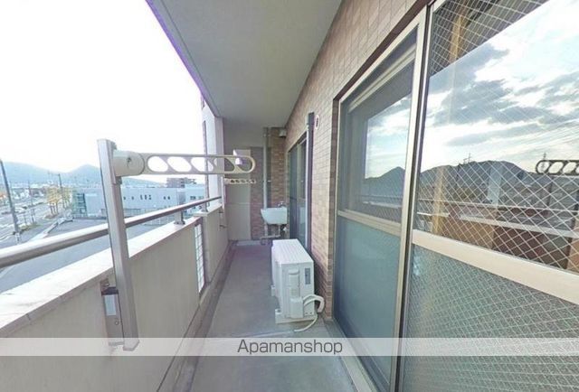 ＪＲ予讃線 端岡駅 徒歩5分 7階建 築23年の内装写真