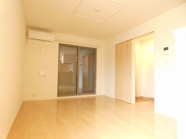 シーガルポートIVの居間写真