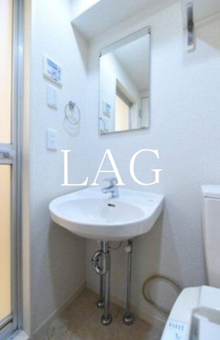 洗面設備　洗面台です。