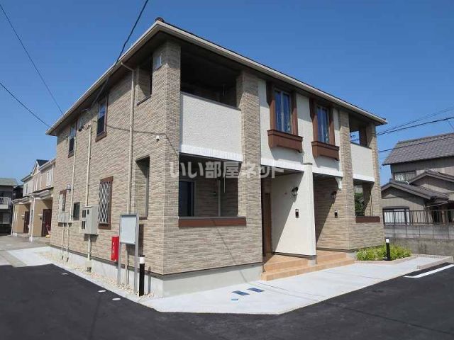 近鉄名古屋線 阿倉川駅 徒歩27分 築13年