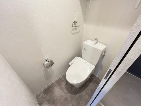 リブネスコート西宮鳴尾のトイレ写真