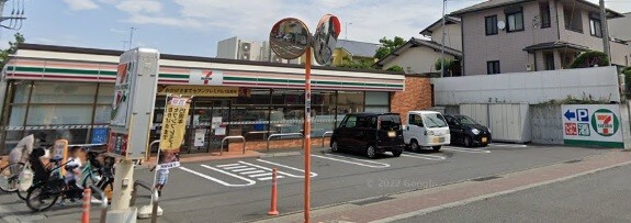 コンビニ　セブンイレブン茅ヶ崎出口町店（コンビニ）まで313m