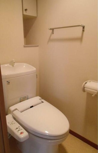 トイレ　※こちらのお写真は他部屋になり参考写真です※