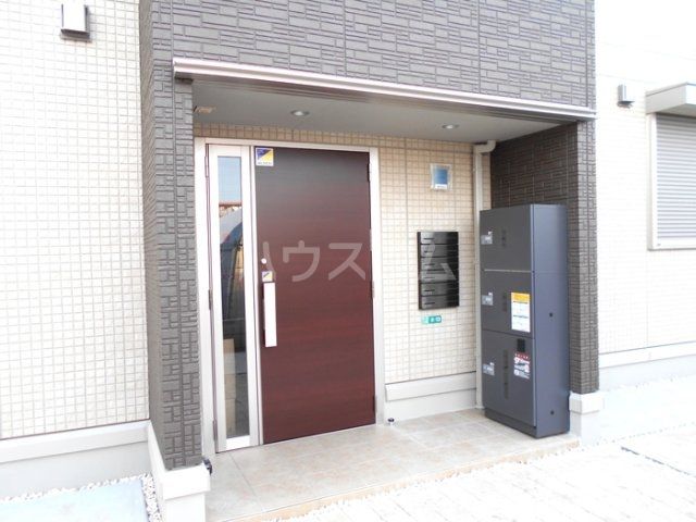 ロイジェントパークス草加手代 Cの外観写真