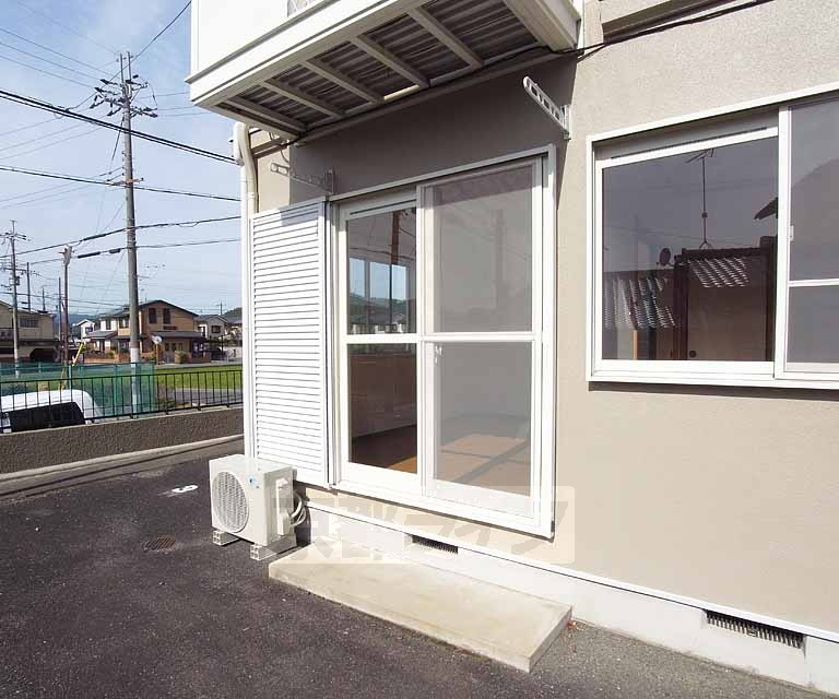 バルコニー　南向きバルコニーで全室日当たり良好！