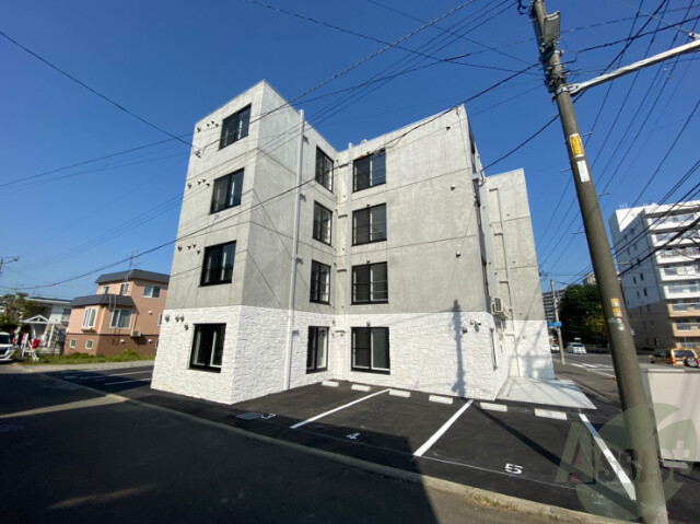 建物外観　札幌市西区宮の沢２条「ベルコート宮の沢」