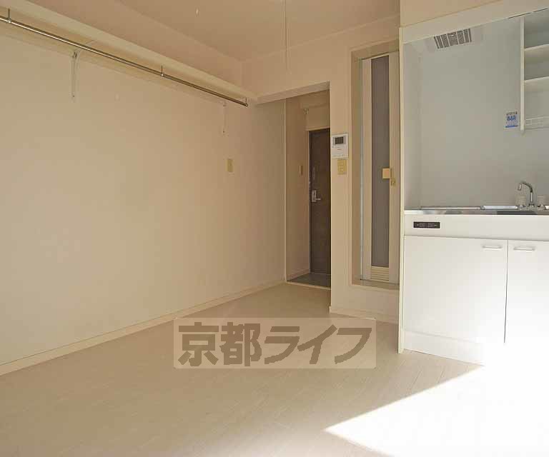 居室・リビング　広いお部屋です。