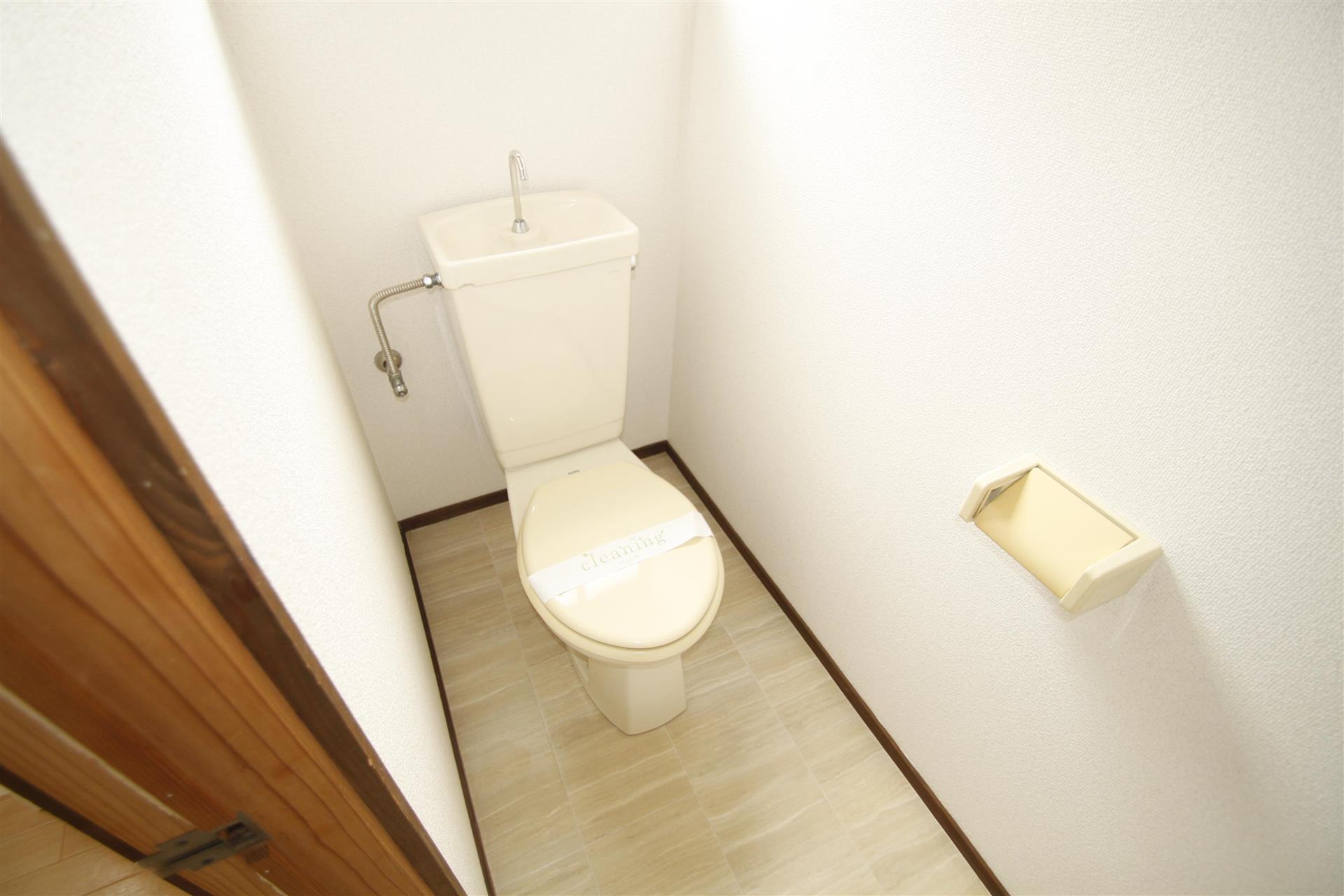 トイレ　水洗トイレ