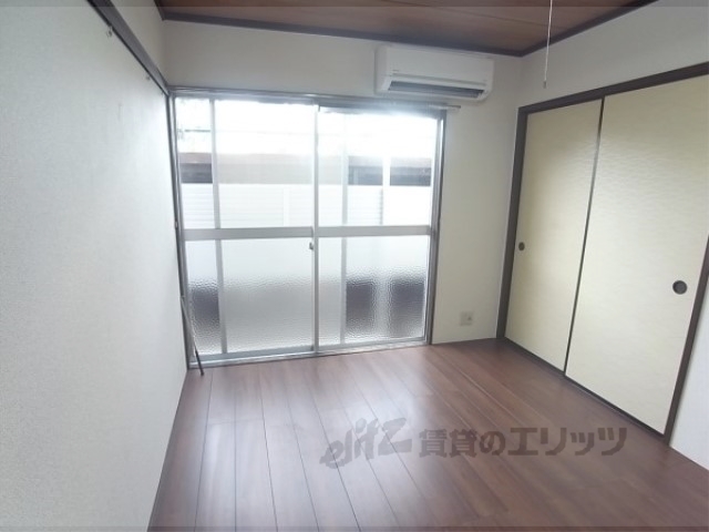 居室・リビング　洋室