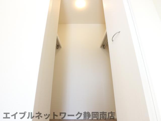 収納　たっぷりとした収納スペースです