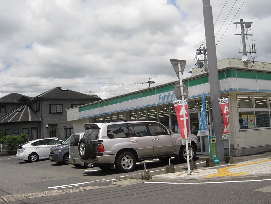 【姶良市加治木町小山田のマンションのコンビニ】