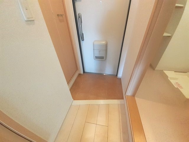 フェリス ウラタの玄関写真