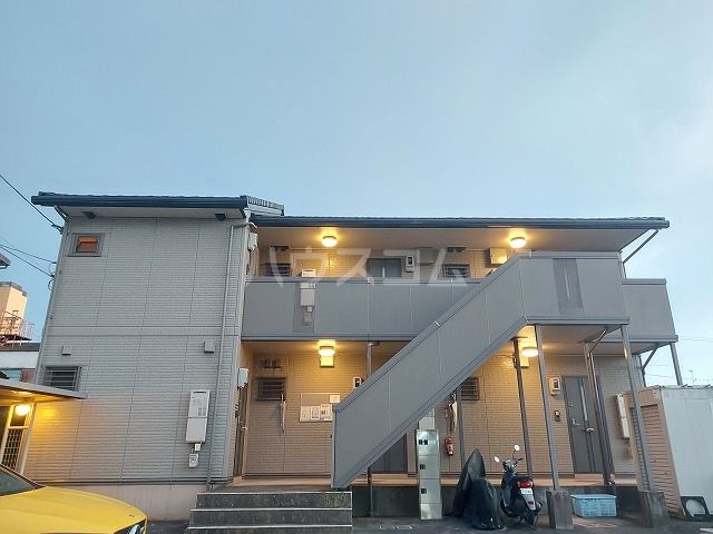 名古屋市南区堤起町のアパートの建物外観