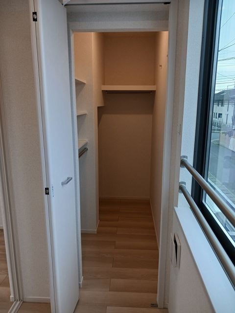 【小山市西城南のアパートの収納】