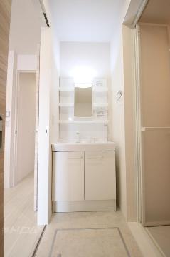 洗面設備　洗髪洗面化粧台