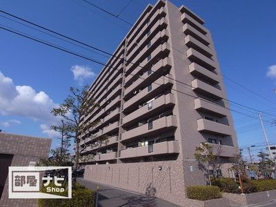 高松市多肥下町のマンションの建物外観