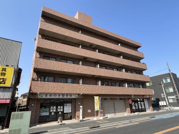 アイリス大宮参番館の建物外観