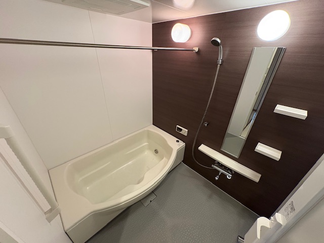 バス・シャワールーム