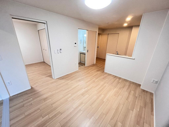 居室・リビング　※掲載写真は同マンション別部屋参考写真となります。