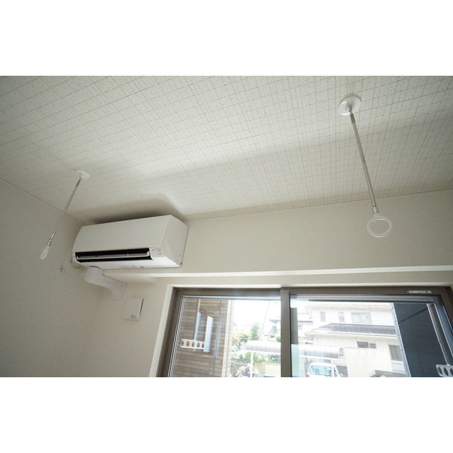 その他設備　雨の日の洗濯も室内で干せます