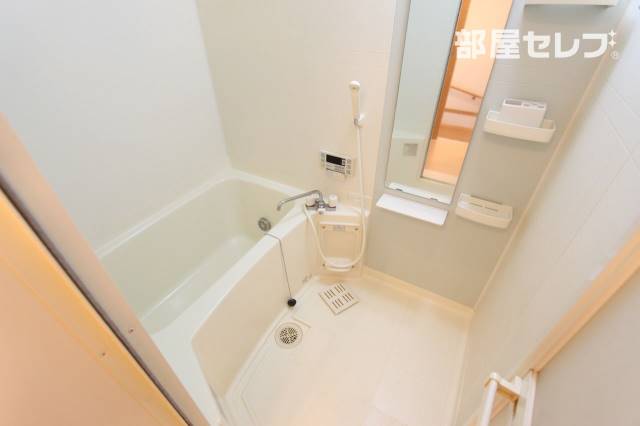 バス・シャワールーム　※２０２号室の写真です。