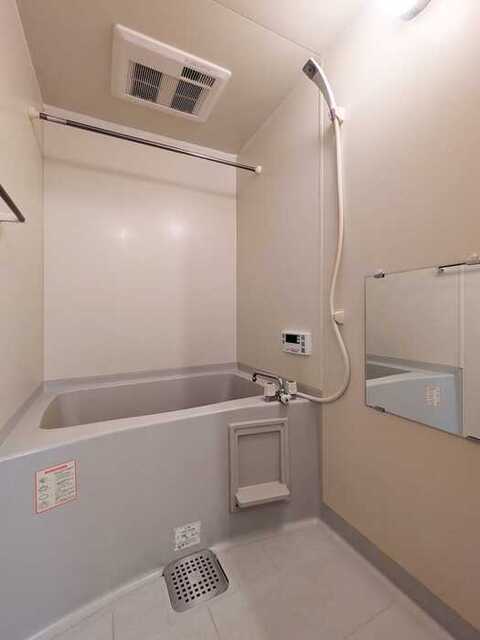 バス・シャワールーム　浴室