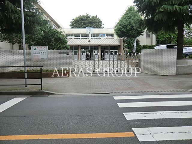 中学校　和光市立広沢第二中学校（中学校）まで854m