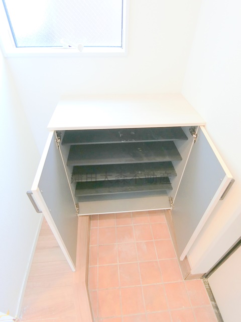 収納　シューズボックス