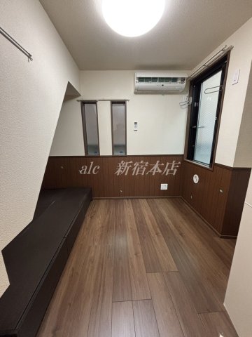 居室・リビング　居間です