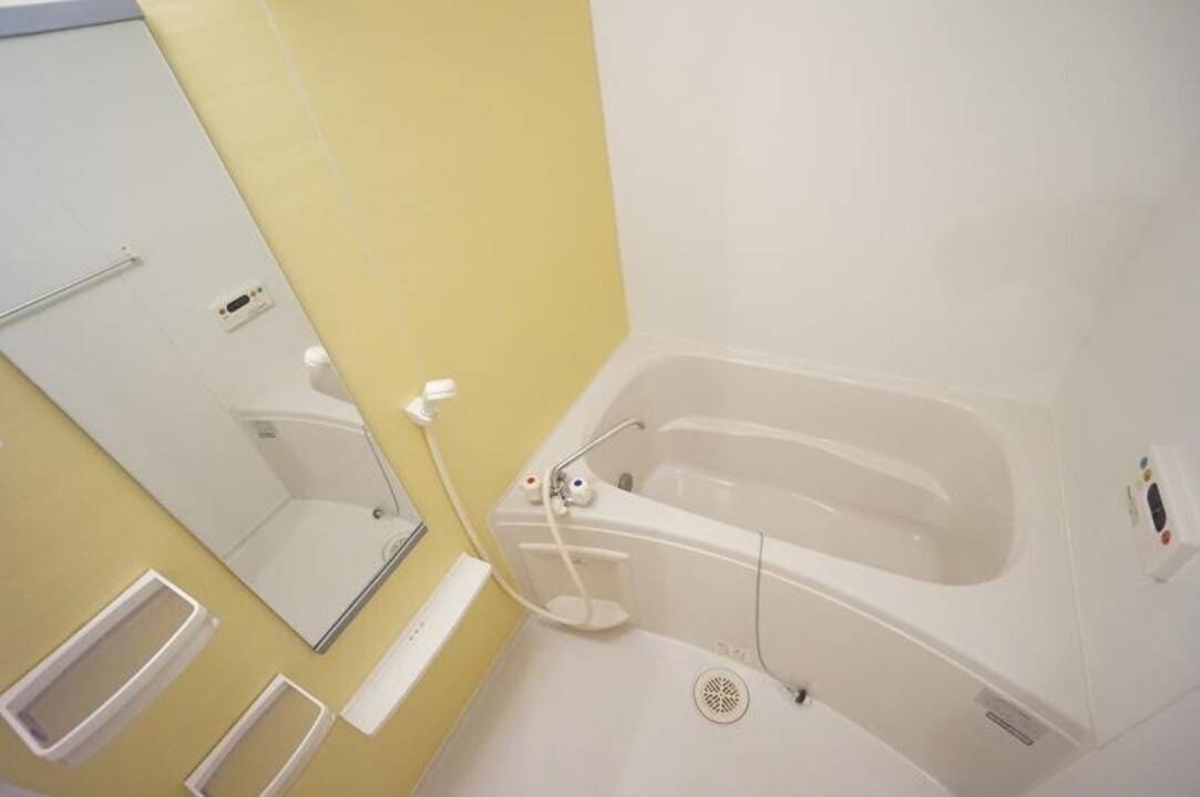 バス・シャワールーム　浴室