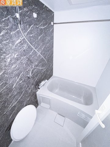 バス・シャワールーム　浴室乾燥機付き