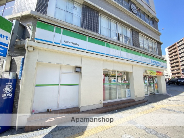 コンビニ　ファミリーマート（コンビニ）まで182m