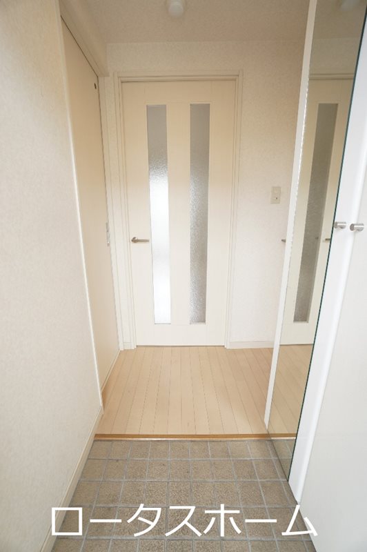 玄関　※写真は全て現状優先となります！