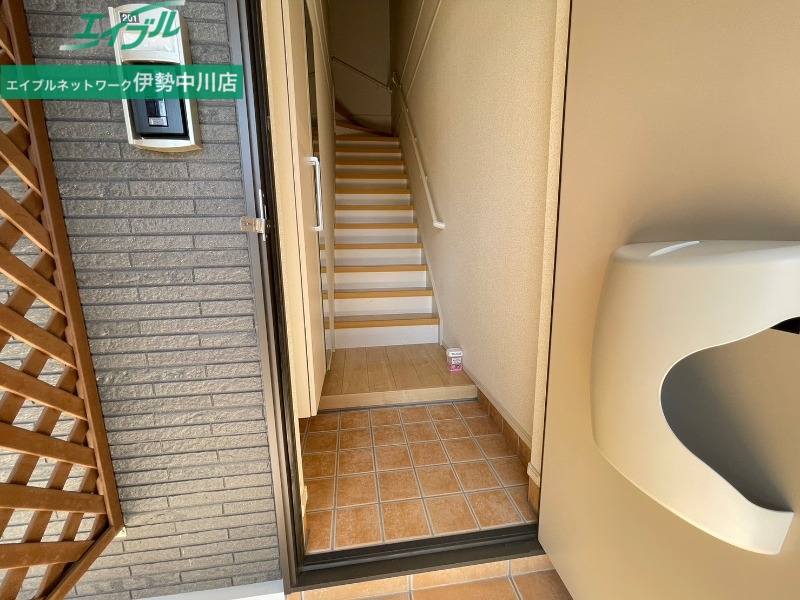 玄関　同型タイプ画像